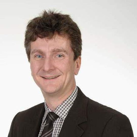 Jürgen Artmann, Geschäftsführer des Entwicklungshauses Accso: Allzu häufig werden im Softwareentwicklungsprozess die gegebenen Infrastrukturen in Unternehmen nicht berücksichtigt. Jürgen Artmann, Geschäftsführer des Entwicklungshauses Accso: Allzu häufig werden im Softwareentwicklungsprozess die gegebenen Infrastrukturen in Unternehmen nicht berücksichtigt.