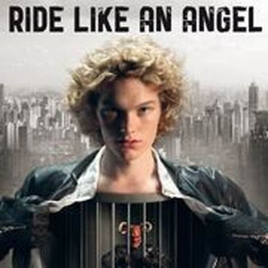 Pirelli Ride like an Angel - der Reifenhersteller am Netzwerken. Pirelli Ride like an Angel - der Reifenhersteller am Netzwerken.