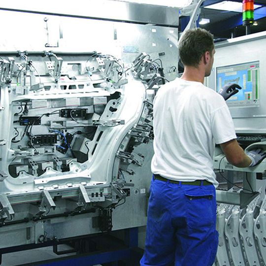 Die anlage zum Widerstandspunktschweißen mit Delta Spot läuft bei Georg Fischer seit dem Produktionsstart im Jahr 2008 prozesssicher.