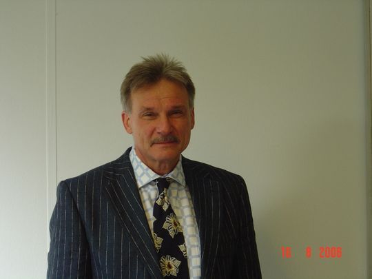 Lothar Klick Geschäftsführer des in Westfalen ansässigen Kabelherstellers Ernst & Engbring. Lothar Klick Geschäftsführer des in Westfalen ansässigen Kabelherstellers Ernst & Engbring.