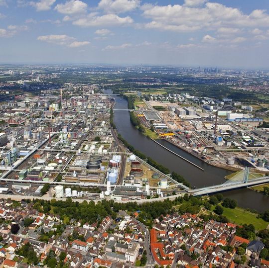 ThyssenKrupp Uhde supplies chlor-alkali electrolysis technology to AkzoNobel ThyssenKrupp Uhde supplies chlor-alkali electrolysis technology to AkzoNobel