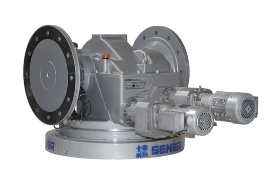 Je zwei robuste Getriebemotoren sorgen für die hoch präzise Ausrichtung der Heliostaten auf zwei Achsen.