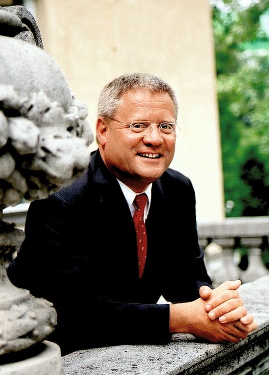"Wir arbeiten in der Höhle des Löwen." Dr. Hans Joachim Fuchs von Chinabrand Consulting aus München. "Wir arbeiten in der Höhle des Löwen." Dr. Hans Joachim Fuchs von Chinabrand Consulting aus München.