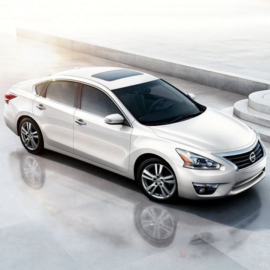 Im Fahrwerk des 2013er Nissan Altima sind Zweirohrdämpfer von ZF verbaut. Im Fahrwerk des 2013er Nissan Altima sind Zweirohrdämpfer von ZF verbaut.