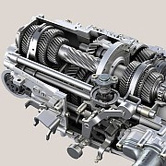 Den psychedelischen Radsatz hat der Handschalter vom Doppelkupplungsgetriebe übernommen.