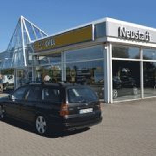 Die Serviceerlebniswelt des Autohauses muss die Erwartungen des Kunden übertreffen, ist man in Elsterwerda beim Autohaus Neustadt überzeugt. Die Serviceerlebniswelt des Autohauses muss die Erwartungen des Kunden übertreffen, ist man in Elsterwerda beim Autohaus Neustadt überzeugt.