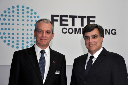 Pedro Serafim, Bürgermeister von Campinas (rechts) und Edilson Viola von Fette Pedro Serafim, Bürgermeister von Campinas (rechts) und Edilson Viola von Fette