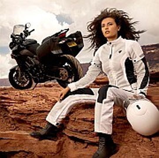 Revit Airwave: Zur Jacke gibt es auch eine passende Hose. Revit Airwave: Zur Jacke gibt es auch eine passende Hose.