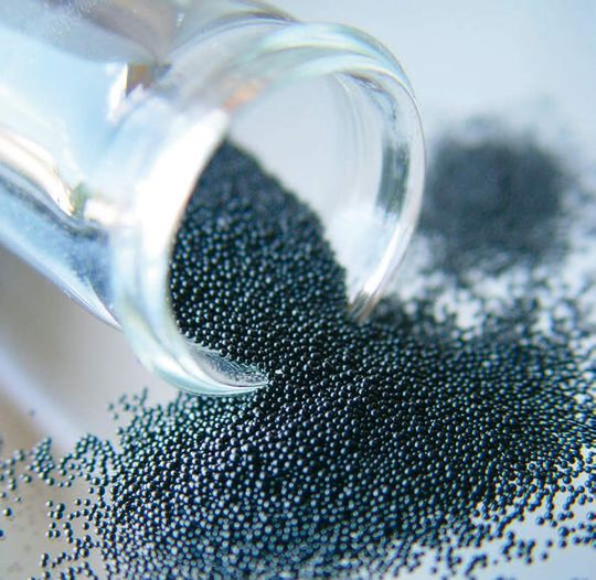 Die Adsorbenzien Saratech von Blücher filtern gelöste Feststoffe aus Wasser und sollen besser als Aktivkohleprodukte arbeiten. Die Adsorbenzien Saratech von Blücher filtern gelöste Feststoffe aus Wasser und sollen besser als Aktivkohleprodukte arbeiten.