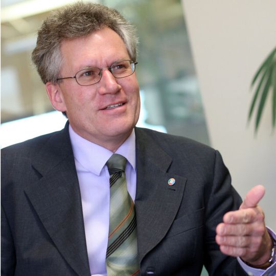 Dr. Jost Bernasch, Geschäftsführer von Virtual Vehicle ist auch Chairman des NVH-Kongresses in Graz. Dr. Jost Bernasch, Geschäftsführer von Virtual Vehicle ist auch Chairman des NVH-Kongresses in Graz.
