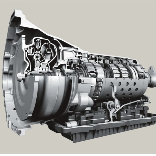 Das ZF-Automatgetriebe 8HP wurde von Chrysler ausgezeichnet. Es kann aufgrund seiner weiten Drehmomentspanne in vielen Fahrzeugklassen und Motorvarianten eingesetzt werden. Das ZF-Automatgetriebe 8HP wurde von Chrysler ausgezeichnet. Es kann aufgrund seiner weiten Drehmomentspanne in vielen Fahrzeugklassen und Motorvarianten eingesetzt werden.
