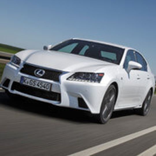 Der neue Lexus GS ist markanter und dynamischer als sein Vorgänger. Der neue Lexus GS ist markanter und dynamischer als sein Vorgänger.