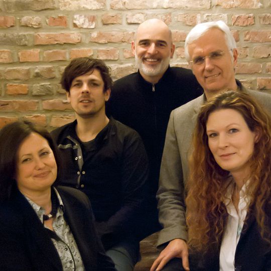 Wollen als Team „Impulsgeber für die Logistik“ sein (v.l.): Cora Hillekamp (Sprecherin), Wieland Schmoll, Clemens Meiß, Helge Baudis und Sylvia Walch. Wollen als Team „Impulsgeber für die Logistik“ sein (v.l.): Cora Hillekamp (Sprecherin), Wieland Schmoll, Clemens Meiß, Helge Baudis und Sylvia Walch.