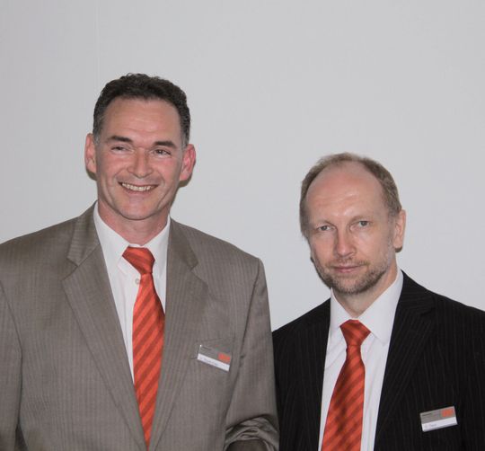 “We now offer a motor which conforms to a broad range of worldwide explosion protection regulations”. Gregor Dietz (right) and Uwe Stadtmüller, SEW-Eurodrive. “We now offer a motor which conforms to a broad range of worldwide explosion protection regulations”. Gregor Dietz (right) and Uwe Stadtmüller, SEW-Eurodrive.