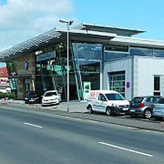 Seit knapp 50 Jahren hat das Autohaus Klein seinen Firmensitz an der Niedervellmarschen Straße in Fuldatal-Ihringshausen. Seit knapp 50 Jahren hat das Autohaus Klein seinen Firmensitz an der Niedervellmarschen Straße in Fuldatal-Ihringshausen.