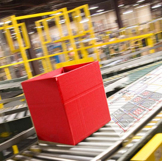 Mit dem neuen Eplan FieldSys lassen sich Kabelverlegewege zwischen Steuerungs- und Feldkomponenten maßstabsgerecht projektieren. Mit dem neuen Eplan FieldSys lassen sich Kabelverlegewege zwischen Steuerungs- und Feldkomponenten maßstabsgerecht projektieren.