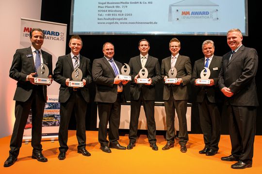 Die stolzen Gewinner des MM-Award, der regelmässig zur Automatica vom Industriemagazin MM MaschinenMarkt der Vogel Business Media Würzburg verliehen wird. Die stolzen Gewinner des MM-Award, der regelmässig zur Automatica vom Industriemagazin MM MaschinenMarkt der Vogel Business Media Würzburg verliehen wird.