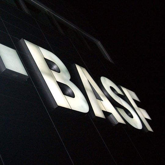 BASF und Oleon haben bei der Realisierung der weltweit ersten Bio-Propylenglycol-Anlage im belgischen Ertvelde zusammengearbeitet. BASF und Oleon haben bei der Realisierung der weltweit ersten Bio-Propylenglycol-Anlage im belgischen Ertvelde zusammengearbeitet.