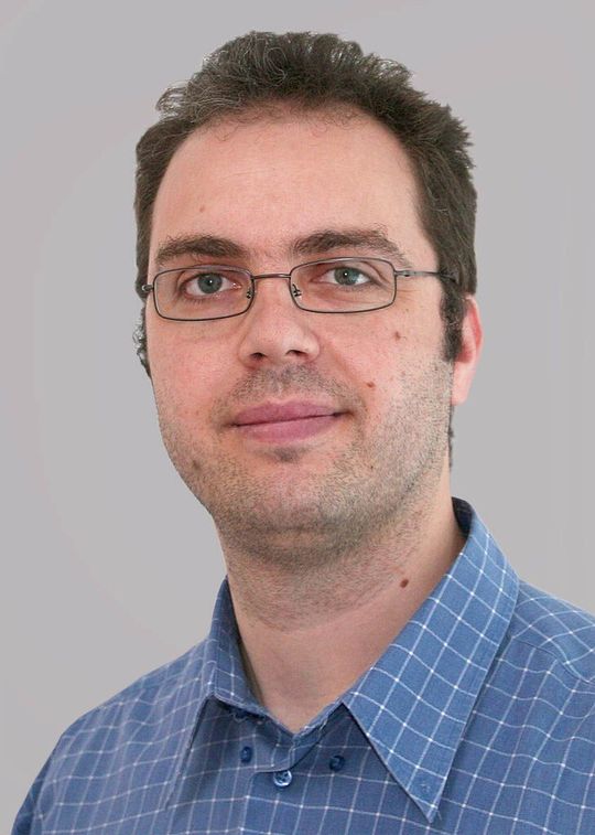 Dubravko Srsan, Gründer Smartek Vision: „Ich bin mir sicher, dass wir auf dieser gemeinsamen Basis noch zahlreiche Impulse für die industrielle Bildverarbeitung geben werden.“ Dubravko Srsan, Gründer Smartek Vision: „Ich bin mir sicher, dass wir auf dieser gemeinsamen Basis noch zahlreiche Impulse für die industrielle Bildverarbeitung geben werden.“