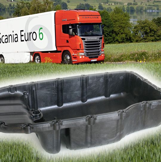 Das aus Zytel Polyamid spritzgegossene Ölwannenmodul ist um 50 % leichter als sein Vorgänger aus Aluminium. Das aus Zytel Polyamid spritzgegossene Ölwannenmodul ist um 50 % leichter als sein Vorgänger aus Aluminium.