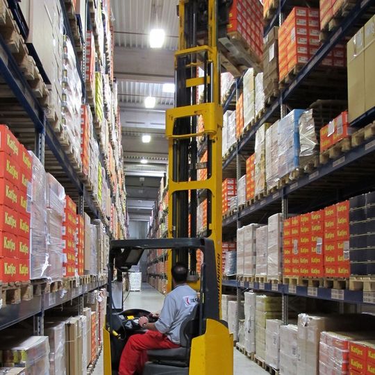 Im Bocholter Zentrallager wickelt Fiege die gesamte Logistik für Katjes ab. Im Bocholter Zentrallager wickelt Fiege die gesamte Logistik für Katjes ab.