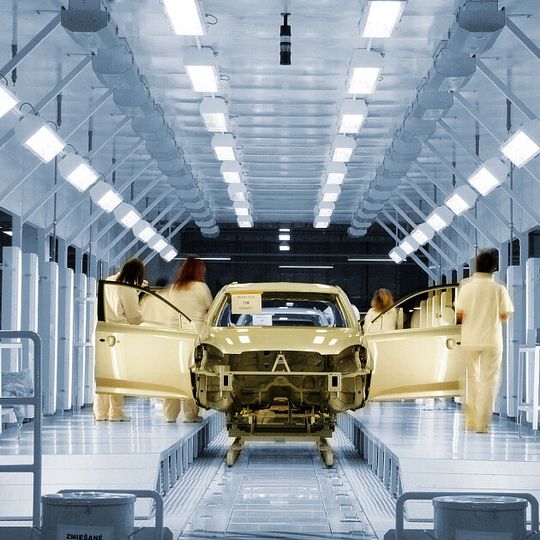 Dürr baut am Standort Ningbo einen weiteren Eco+Paintshop für SVW Shanghai, das Joint Venture des Volkswagenkonzerns mit der chinesischen SAIC-Group. Dürr baut am Standort Ningbo einen weiteren Eco+Paintshop für SVW Shanghai, das Joint Venture des Volkswagenkonzerns mit der chinesischen SAIC-Group.