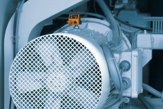 Kontinuierliche Schwingungsüberwachung mit dem Efector Octavis.