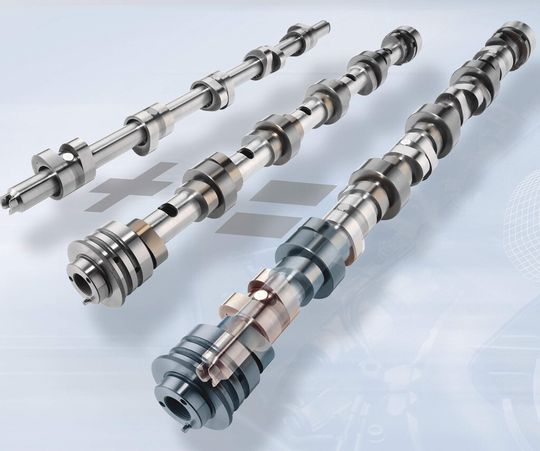Die Torqueboost CamInCam-Nockenwelle spart beim Ottomotor bis zu sechs Prozent und beim Dieselmotor ca. drei Prozent Kraftstoff ein.