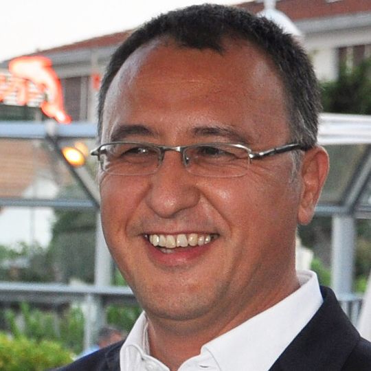 Bülent Özdek wird der Geschäftsführer der türkischen KTR-Niederlassung. Bülent Özdek wird der Geschäftsführer der türkischen KTR-Niederlassung.
