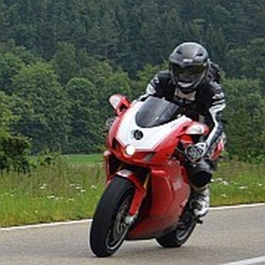 On the Road again! Der Samstag ließ kaum Biker-Wünsche offen. On the Road again! Der Samstag ließ kaum Biker-Wünsche offen.