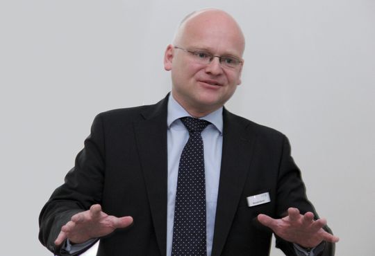 Ronald Bartel: „Wir haben die Bandbreite unseres Spektrums reduziert, weil wir durch die Fokussierung auf das Systemgeschäft noch besser werden wollen.“ Ronald Bartel: „Wir haben die Bandbreite unseres Spektrums reduziert, weil wir durch die Fokussierung auf das Systemgeschäft noch besser werden wollen.“