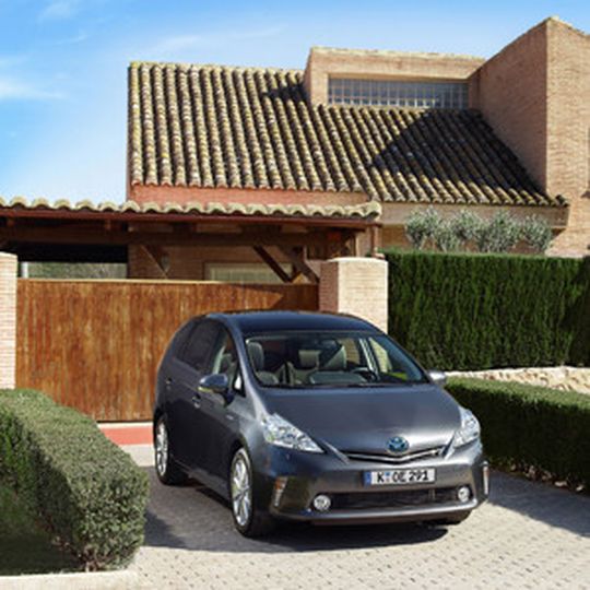 Die Basisversion des Prius Plus kostet weniger als 30.000 Euro. Die Basisversion des Prius Plus kostet weniger als 30.000 Euro.