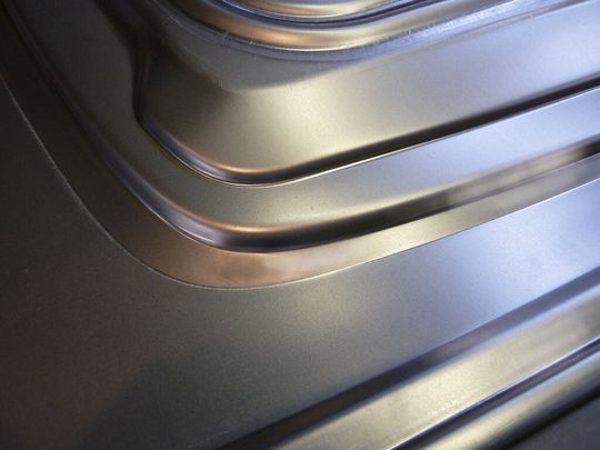 Mit insgesamt 600 Mitarbeitern ist die GIW-Gruppe der größte konzernunabhängige Werkzeugbau Europas. Mit insgesamt 600 Mitarbeitern ist die GIW-Gruppe der größte konzernunabhängige Werkzeugbau Europas.