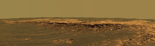Erhabene Einsamkeit: Das Panorama des Marskraters Erebus, aufgenommen vom Marsrover „Opportunity“.