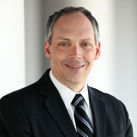 Julian Weber: „Aufgrund des derzeit noch hohen Anschaffungspreises von E-Autos sind dringend intelligente Anreize notwendig, um einen erfolgreichen Anlauf der Elektromobilität in Deutschland zu unterstützen.“ Julian Weber: „Aufgrund des derzeit noch hohen Anschaffungspreises von E-Autos sind dringend intelligente Anreize notwendig, um einen erfolgreichen Anlauf der Elektromobilität in Deutschland zu unterstützen.“