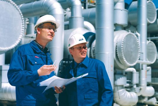 Die ganze Bandbreite des Spezial- und Großanlagenbaus: Das ist die Stärke der Business Area Plant Technology von ThyssenKrupp. Die ganze Bandbreite des Spezial- und Großanlagenbaus: Das ist die Stärke der Business Area Plant Technology von ThyssenKrupp.