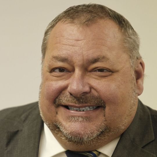Thomas Kuther, Redakteur (thomas.kuther@vogel.de): „Wachskerzen sollten schnellstens verboten werden – zumindest in den Umweltzonen der Großstädte!“ Thomas Kuther, Redakteur (thomas.kuther@vogel.de): „Wachskerzen sollten schnellstens verboten werden – zumindest in den Umweltzonen der Großstädte!“