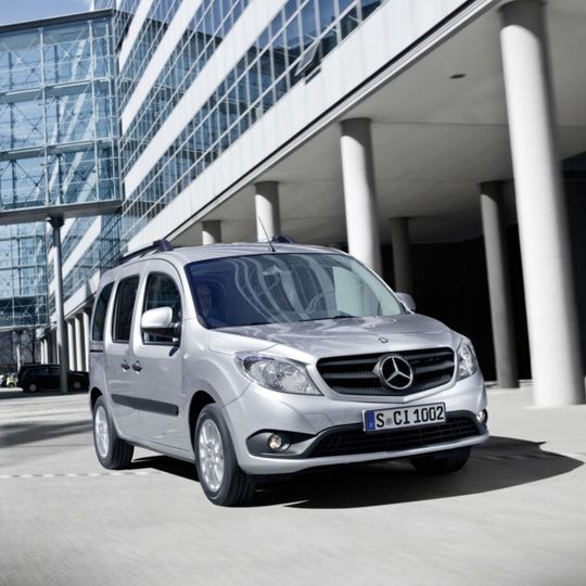 Schwabe mit französischen Genen: Der neue Mercedes Benz Citan basiert auf dem Renault Kangoo. Schwabe mit französischen Genen: Der neue Mercedes Benz Citan basiert auf dem Renault Kangoo.