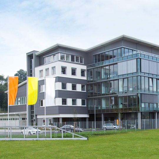 New Sartorius production facility in Guxhagen, Germany – Prime Minister Volker Bouffier stated after a tour of the plant, "By deciding to build a new production facility just a few kilometers away from Melsungen, Sartorius has reinforced its close ties with northern Hesse." New Sartorius production facility in Guxhagen, Germany – Prime Minister Volker Bouffier stated after a tour of the plant, "By deciding to build a new production facility just a few kilometers away from Melsungen, Sartorius has reinforced its close ties with northern Hesse."