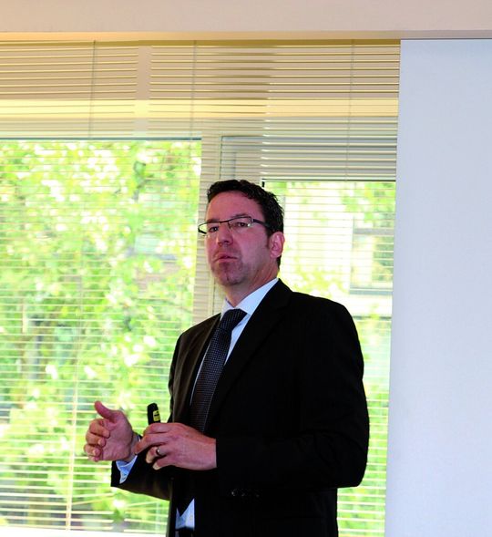 Laut Thorsten Elsen, Siemens-Division PLM Software, helfe ein PDM-System schon in der Entwicklung Zeit zu sparen. Laut Thorsten Elsen, Siemens-Division PLM Software, helfe ein PDM-System schon in der Entwicklung Zeit zu sparen.