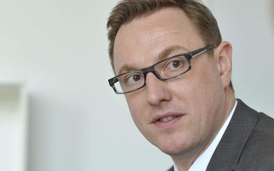 Für Berater Stephan Penning steht fest,, dass mittlere Manager nur wenige Anreize erhalten, die eigenen Teams innovativ zu führen, wenn ihre strategische Relevanz von der ersten Ebene nicht erkannt wird. Für Berater Stephan Penning steht fest,, dass mittlere Manager nur wenige Anreize erhalten, die eigenen Teams innovativ zu führen, wenn ihre strategische Relevanz von der ersten Ebene nicht erkannt wird.