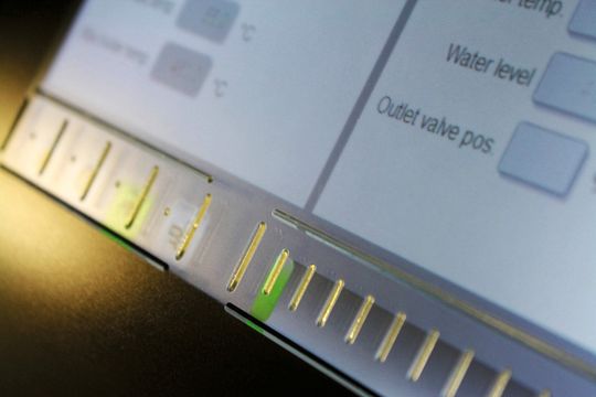 Haptisches Bedienpanel erlaubt das Bedienen ohne hinzusehen. Haptisches Bedienpanel erlaubt das Bedienen ohne hinzusehen.