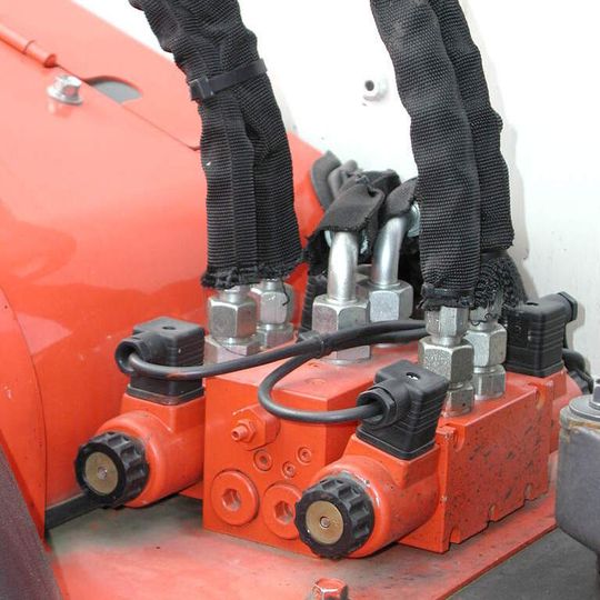 Das kompakte, proportionale Stromregelventil für präzise Bewegungen.