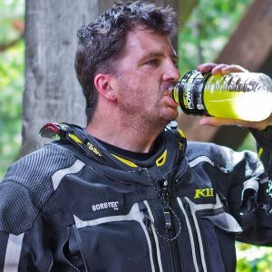 Ein Besuch auf dem Intermot-Stand der US-Bekleidungsmarke Klim lohnt sich, nicht nur wegen der neuen Adventure-Jacke. Ein Besuch auf dem Intermot-Stand der US-Bekleidungsmarke Klim lohnt sich, nicht nur wegen der neuen Adventure-Jacke.