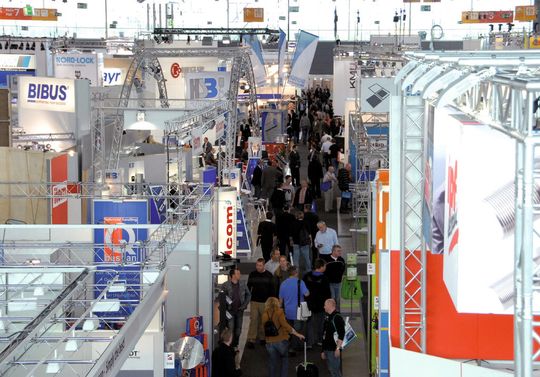 Der Messeverbund mit Motek, Bondexpo und Microsys wird in diesem Jahr wiederum über 1000 Aussteller versammeln. Der Messeverbund mit Motek, Bondexpo und Microsys wird in diesem Jahr wiederum über 1000 Aussteller versammeln.