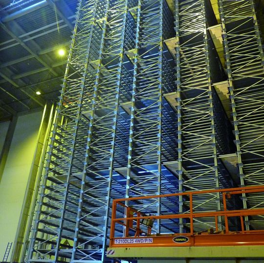 Mit dem Systempartner Vanderlande realisierte Bito ebenfalls ein Shuttleprojekt. Mit dem Systempartner Vanderlande realisierte Bito ebenfalls ein Shuttleprojekt.