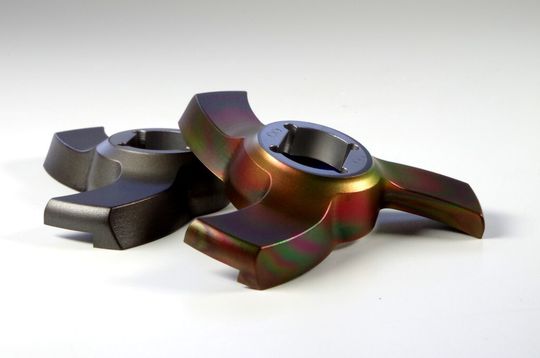 Für die Lebensmittel-, Chemie- und Pharmaindustrie sind die Antihaft-Eigenschaften vieler Fertigungsmittel wichtig. .