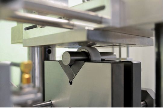 Werkbank für Abflachmessung. Werkbank für Abflachmessung.