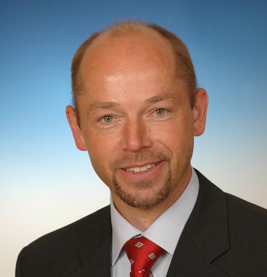 Klaus Rabenstein erläutert Grundbegriffe des Explosionsschutzes und welche spezifischen Material- und Anlagencharkteristika in das Explosionsschutzdokument einfließen. Klaus Rabenstein erläutert Grundbegriffe des Explosionsschutzes und welche spezifischen Material- und Anlagencharkteristika in das Explosionsschutzdokument einfließen.