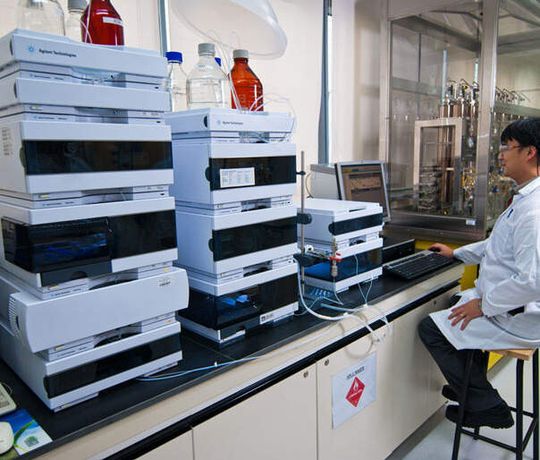 Mit der schnellen Chromatographie können bei vielen Applikationen bessere Ergebnisse erzielt werden. Mit der schnellen Chromatographie können bei vielen Applikationen bessere Ergebnisse erzielt werden.